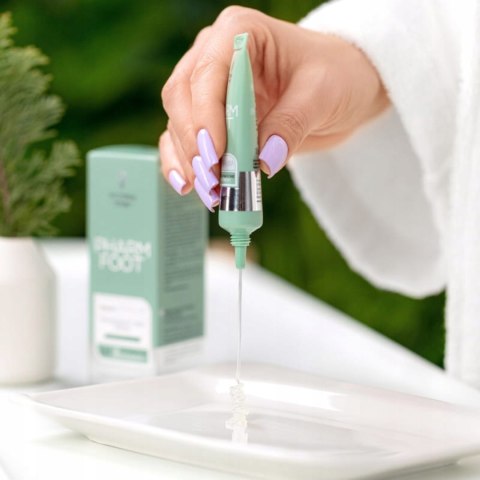 Victoria Vynn Pharm Foot 15 ml serum do stóp do skóry problematycznej Victoria Vynn Pharm Foot 15 ml serum do stóp do skóry problematycznej
